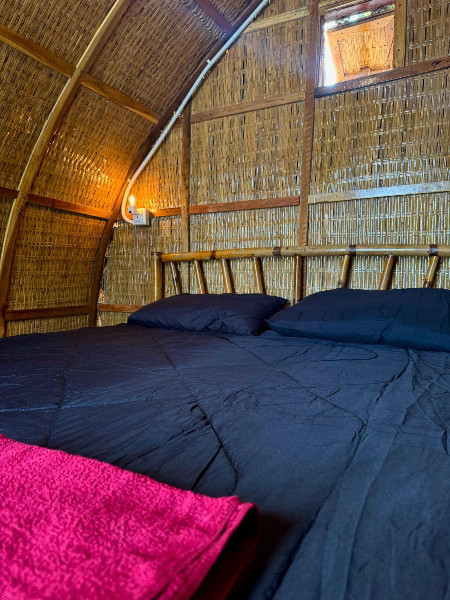 Derm Tkov Village Rafikis Retreat旅舍 外观 照片